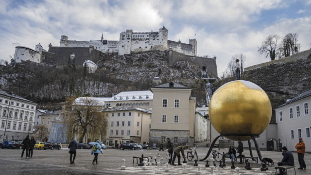 Австрия в сряда отбеляза рекорд по новозаразени с коронавирус докато силно