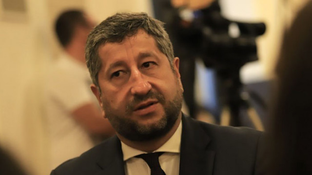 След "чегъртането" наред е "разгонването": Христо Иванов иска бързо "разгонване" на ВСС