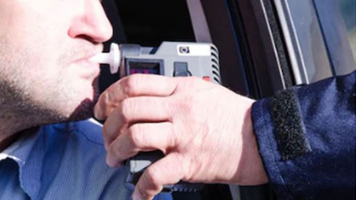 Още двама мъже прекараха време в ареста за шофиране под