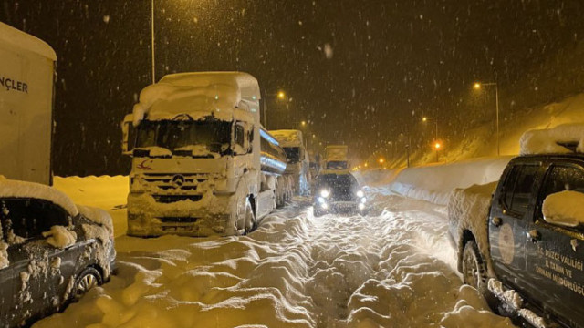 Лошото време в Турция засегна българските отбори които водят зимна