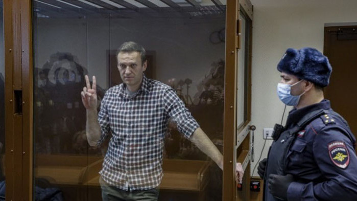 Руските власти включиха опозиционера Алексей Навални в официалния списък на