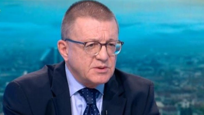 Вместо да се работи за премахването на причините, довели да