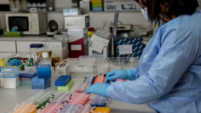 Повече от половината проби секвенирани в Националния център по заразни
