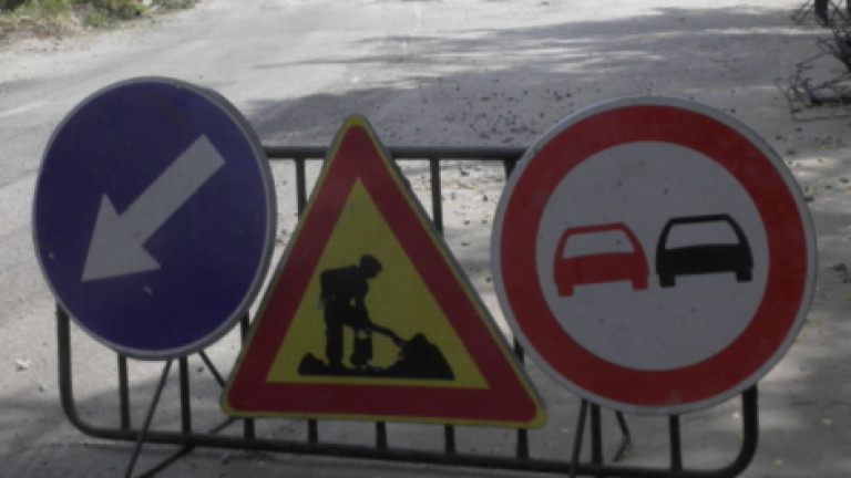 Мост над река Марица, свързващ двете части на Свиленград има