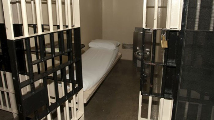 24-годишен, обвинен за кражба на автомобил във Варна, остава в ареста