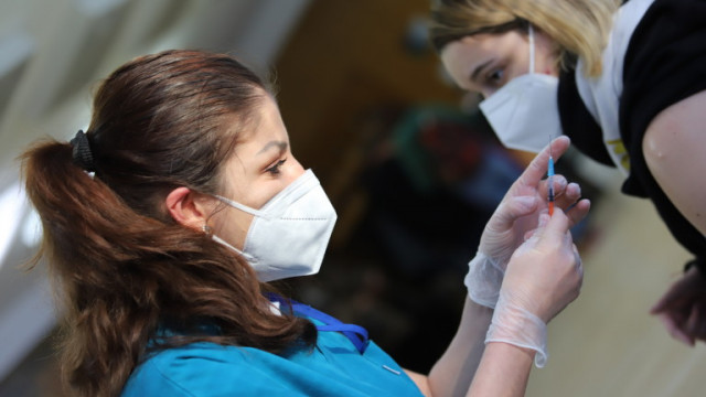 1124 души са ваксинирани във ваксинационните центрове в София през
