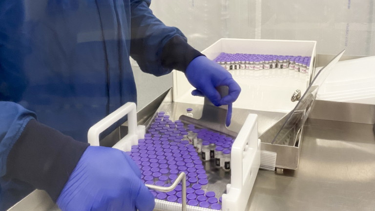 В САЩ обмислят да разрешат ваксината на Pfizer и за деца под 5 г.