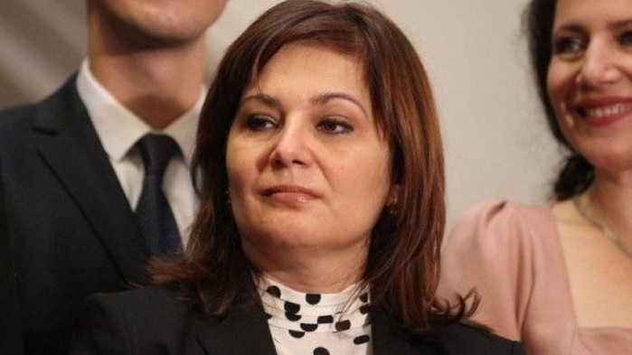 „Възраждане“ искат оставката на Сербезова заради починалата жена във Враца