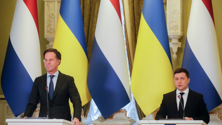 По време на посещение в Киев министър-председателят на Нидерландия Марк Рюте призова