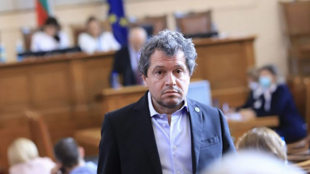 Депутатът от ИТН Тошко Йорданов обяви че не са отстъпили