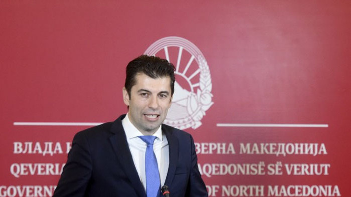 Македонският президент Стево Пендаровски сравни Кирил Петков с Нелсън Мандела.