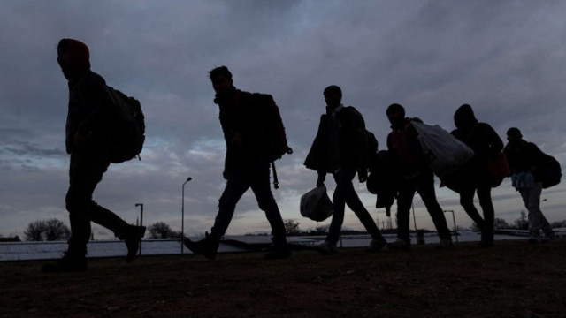 Мигрантски поток залива Кипър съобщи БНР Страната призова ЕС да