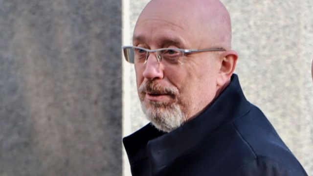 В Украйна пристигна осми самолет с военна помощ от САЩ  този