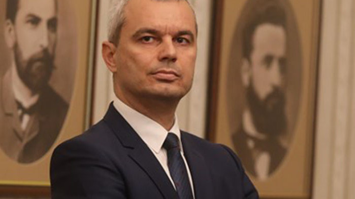 Костадинов пак щял да протестира, ако до края на април зеленият сертификат не отпадне