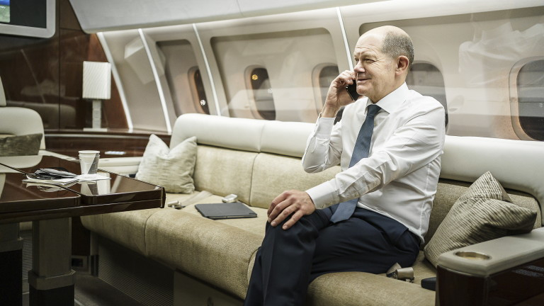 Олаф Шолц наследи Ангела Меркел като германски канцлер преди близо