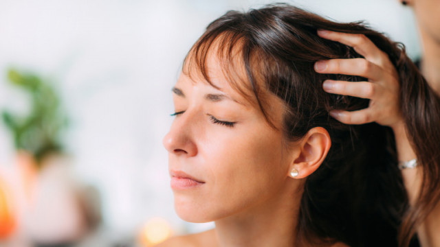 Ползите от масажа на главата