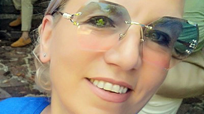 Дългогодишният председател на ДСБ за район Лозенец Елена Спасова се