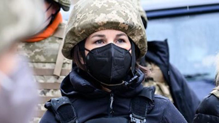 Външният министър на Германия Аналена Бербок посети днес фронтовата линия