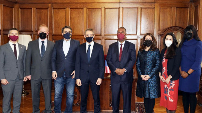 В рамките на визитата теми са били Украйна, общата сигурност