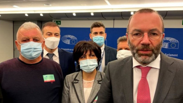 Еврейският съюз наблюдава неправомерното използване на политически натиск и сила