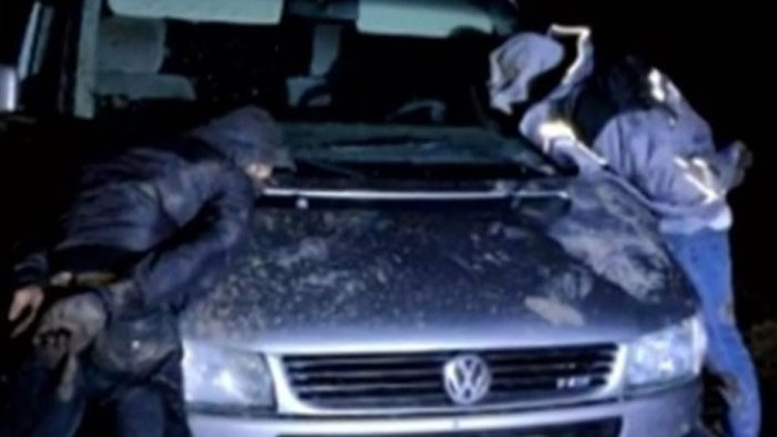 Арестуваха единия от мъжете, откраднали микробус във Варненско