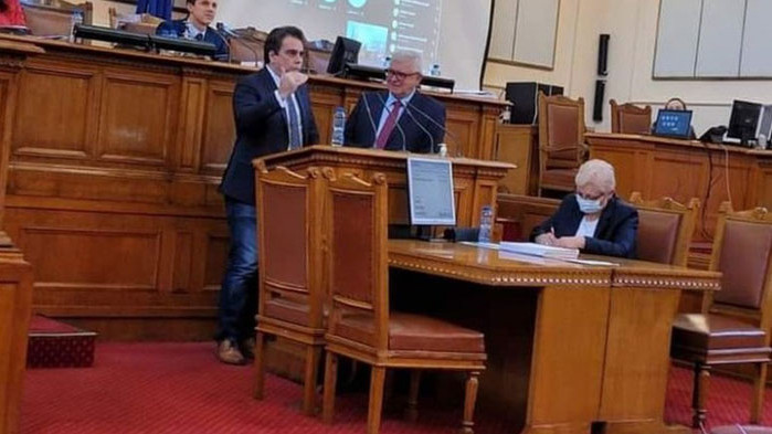 Мариян Башур към Настимир Ананиев: Жалка работа от малък човек