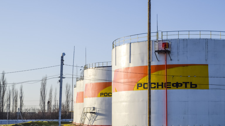 Нетната печалба на руската петролна компания Роснефт, според международните стандарти