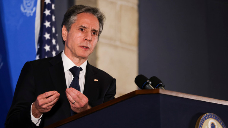 Русия изпрати още сили по границата си с Украйна и може да