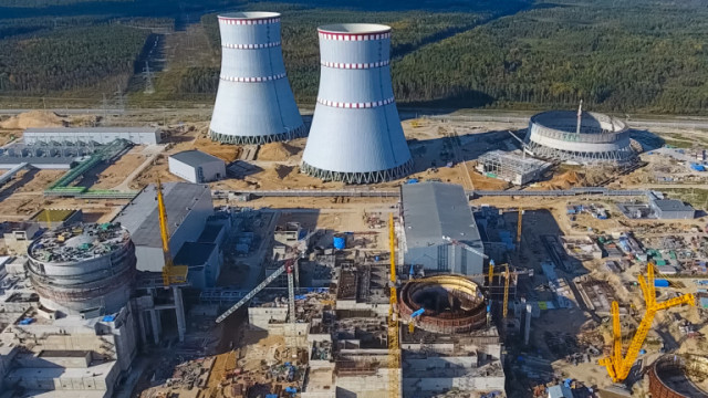 Франция ще построи шест нови ядрени реактора съобщи президентът Еманюел
