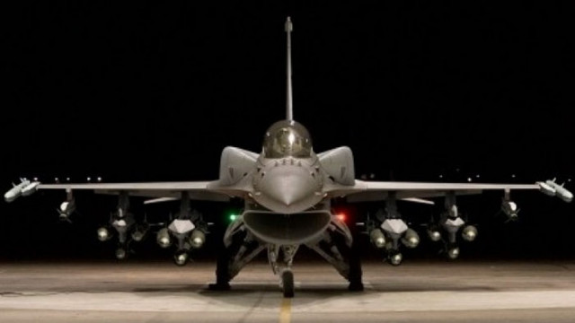 Програмата по производството на F 16 има забавяне поради прекъсвания във