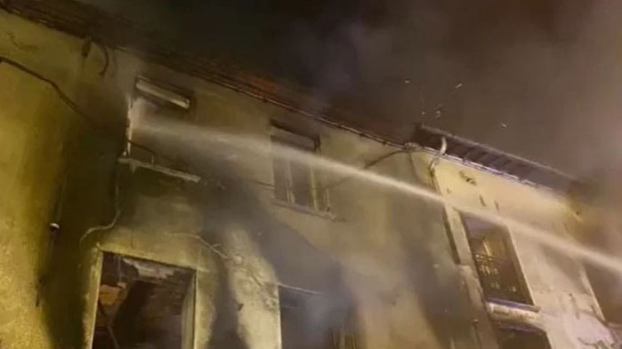 Експлозия е станала около 1:30 ч. в сграда в малкия