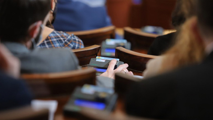 НС дава днес старт на процедурата по избор на управител