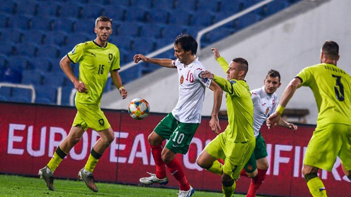 Бившият капитан на националния отбор Ивелин Попов ще премине в