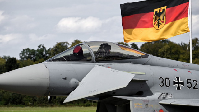 Eurofighters на германските военновъздушни сили пристигнаха във военна авиобаза в
