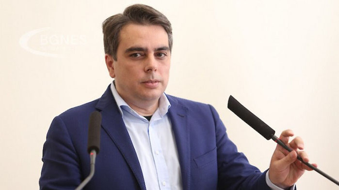 “Увеличавания на заплатите може да има, в която и да