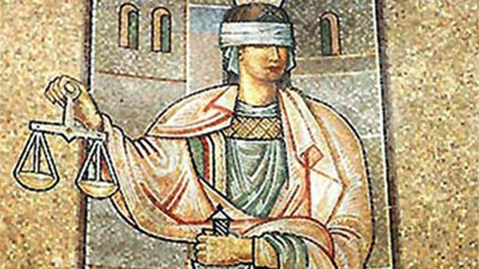 Съдят рецидивист от Ветово, мамил във Фейсбук, че продава мебели