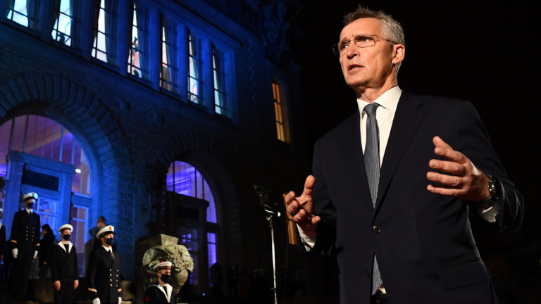 НАТО очаквано осъди признаването независимостта на самообявилите се Донецка и Луганска