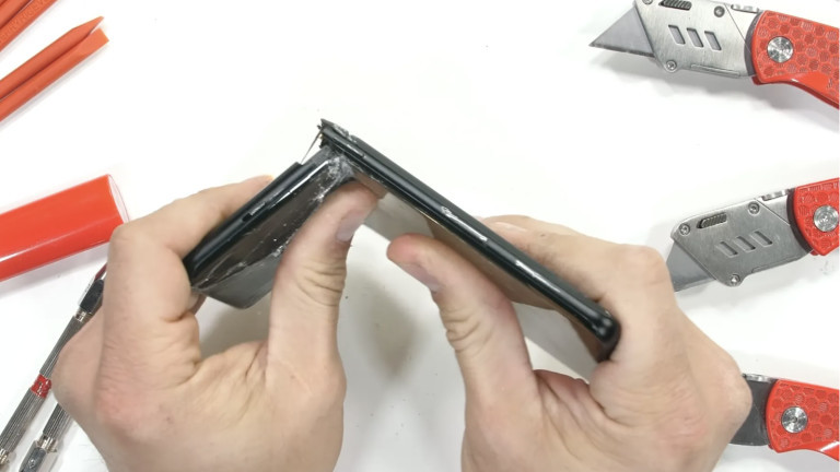 Колко лесно се чупи OnePlus 10 Pro