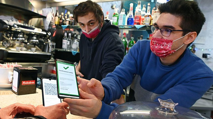 Заведенията и публичните мероприятия стават достъпни за всички по преценка