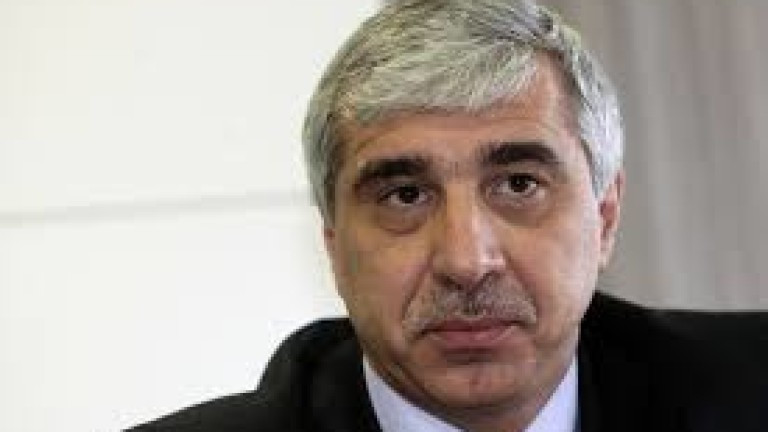 Митът за богатите адвокати не съществува. Това заяви председателя на