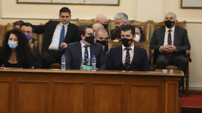 Народното събрание ще гледа Бюджет 2022 на второ четене днес.