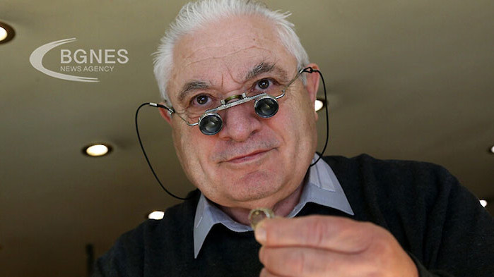 Икономическата криза видимо оказва влияние върху цената на златото. Увеличението