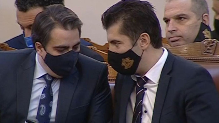 Асен Василев не очаква двуцифрена инфлация, но кризата с Украйна изненадала бюджета