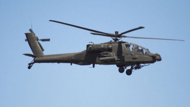 20 атакуващи хеликоптера Апачи на САЩ пристигнаха днес на военното