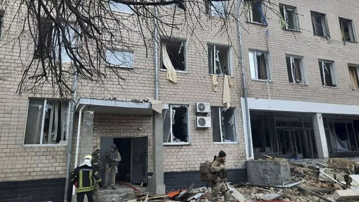 Започна вторият ден на инвазията на Русия в Украйна. Поне