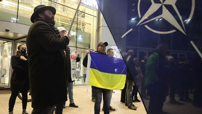 Янев не казвал „война“, за да не ни плаши, пряка заплаха за нас нямало „в момента“