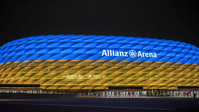 Германският Байерн (Мюнхен) ще освети стадиона си Алианц Арена“ с