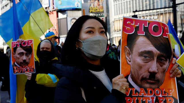 Няколкостотин души преминаха днес в шествие в Сидни със скандирания