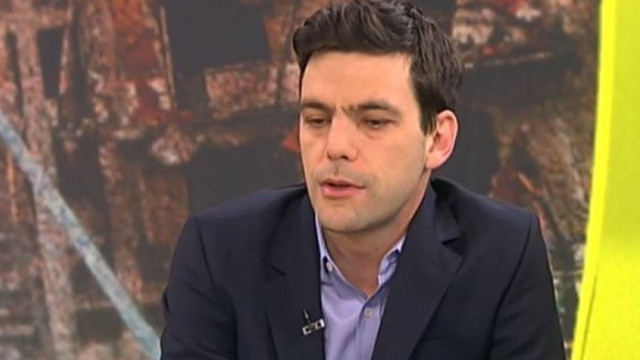 Никола Минчев обяви още че подкрепя демонтирането на Паметника на