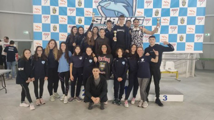 Отборен трофей спечели хегемонът в БГ плуването ПСК Черно море“